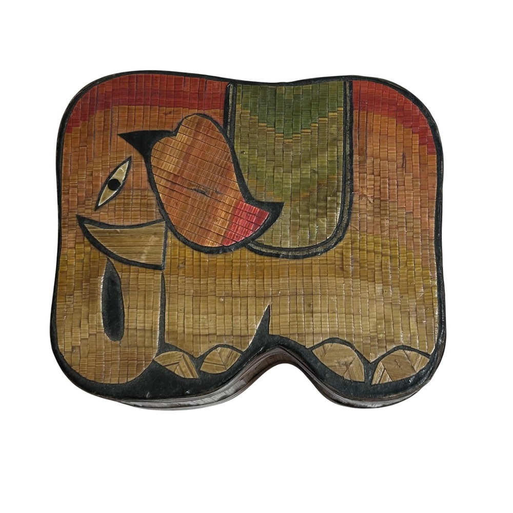Unique Vintage‎ Elephant Trinket Box - Fabric Inside No Markings